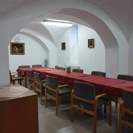 Hotel Koleje Zamecek à Lednice Extérieur photo