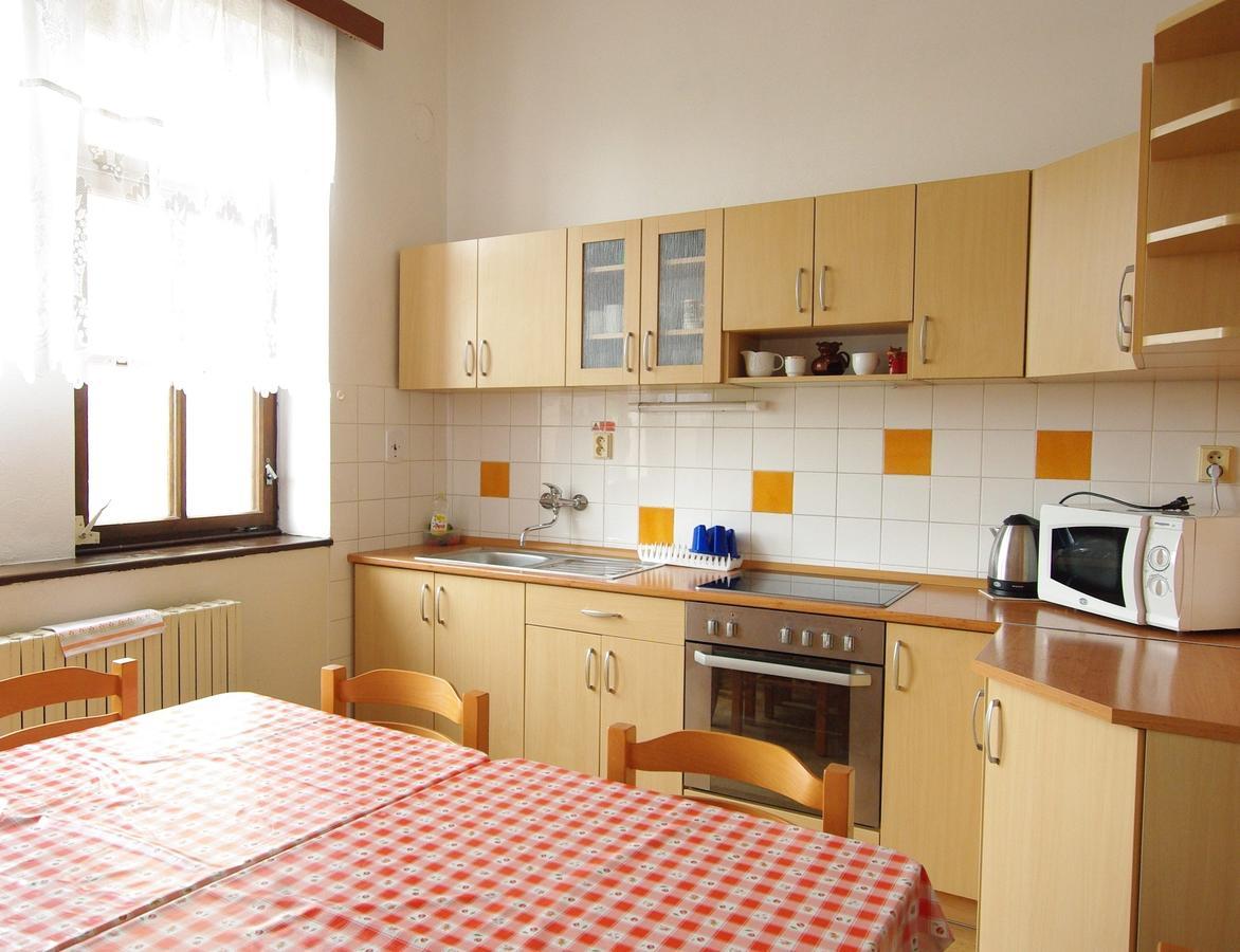 Hotel Koleje Zamecek à Lednice Extérieur photo