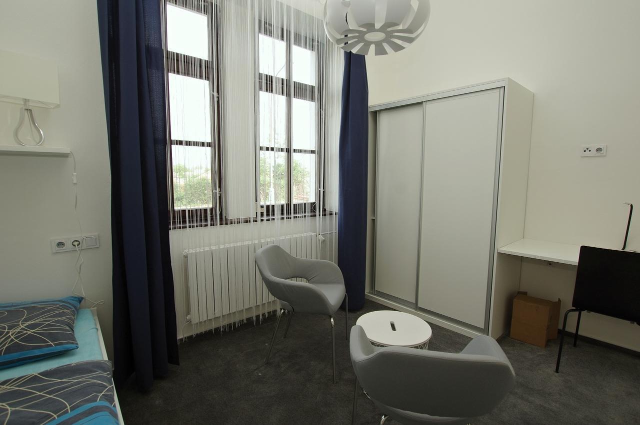 Hotel Koleje Zamecek à Lednice Extérieur photo