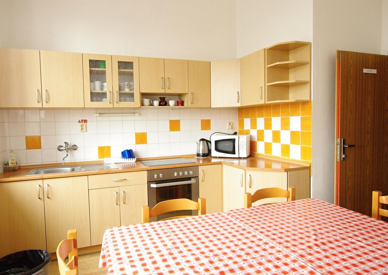 Hotel Koleje Zamecek à Lednice Extérieur photo